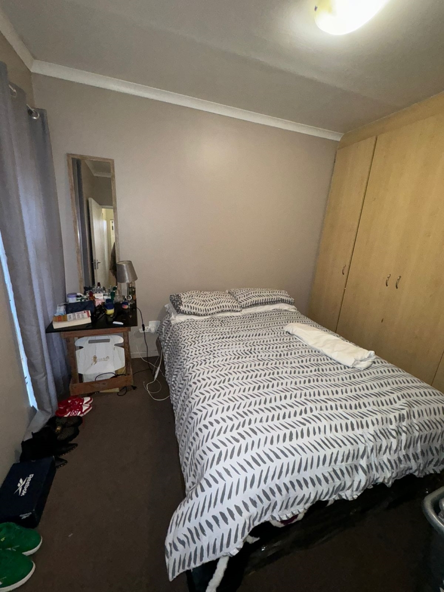 2 Bedroom Property for Sale in Whispering Pines Western Cape